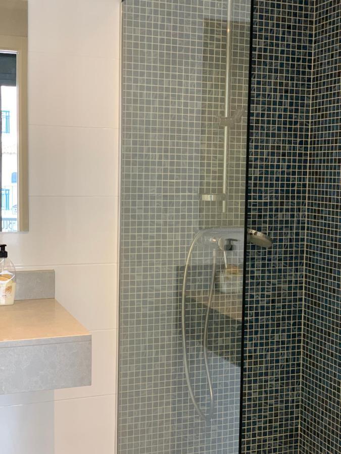 Apartaments El Cine โรเซส ภายนอก รูปภาพ